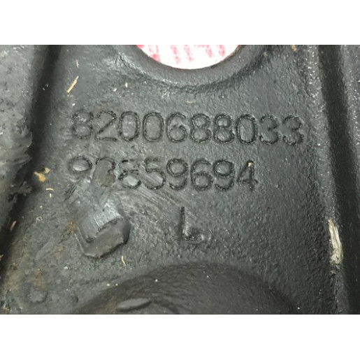 Рычаг передний левый Renault Trafic III 1.6DCI 2014-2021 8200688033